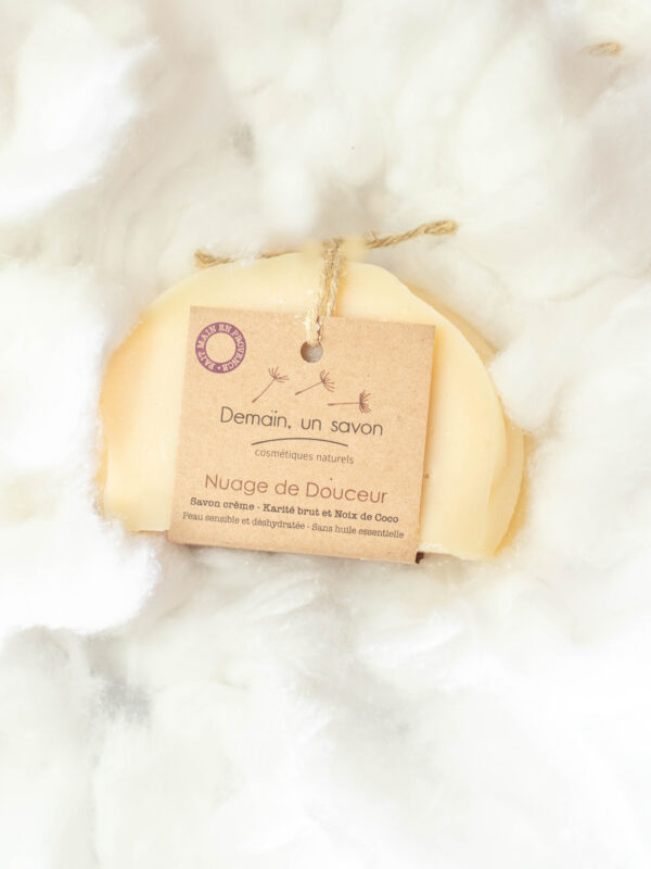 Savon Nuage de Douceur - Soin Naturel pour Peaux Sensibles et Déshydratées - Demain, un savon – Image 2