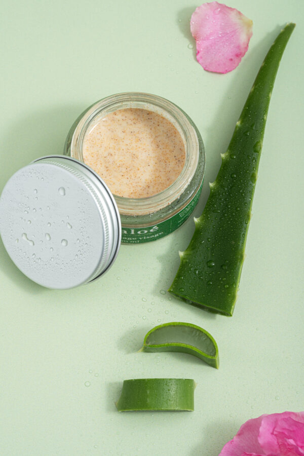 Gommage Visage – Kaloé | Exfoliation douce et naturelle pour un teint éclatant – Image 3